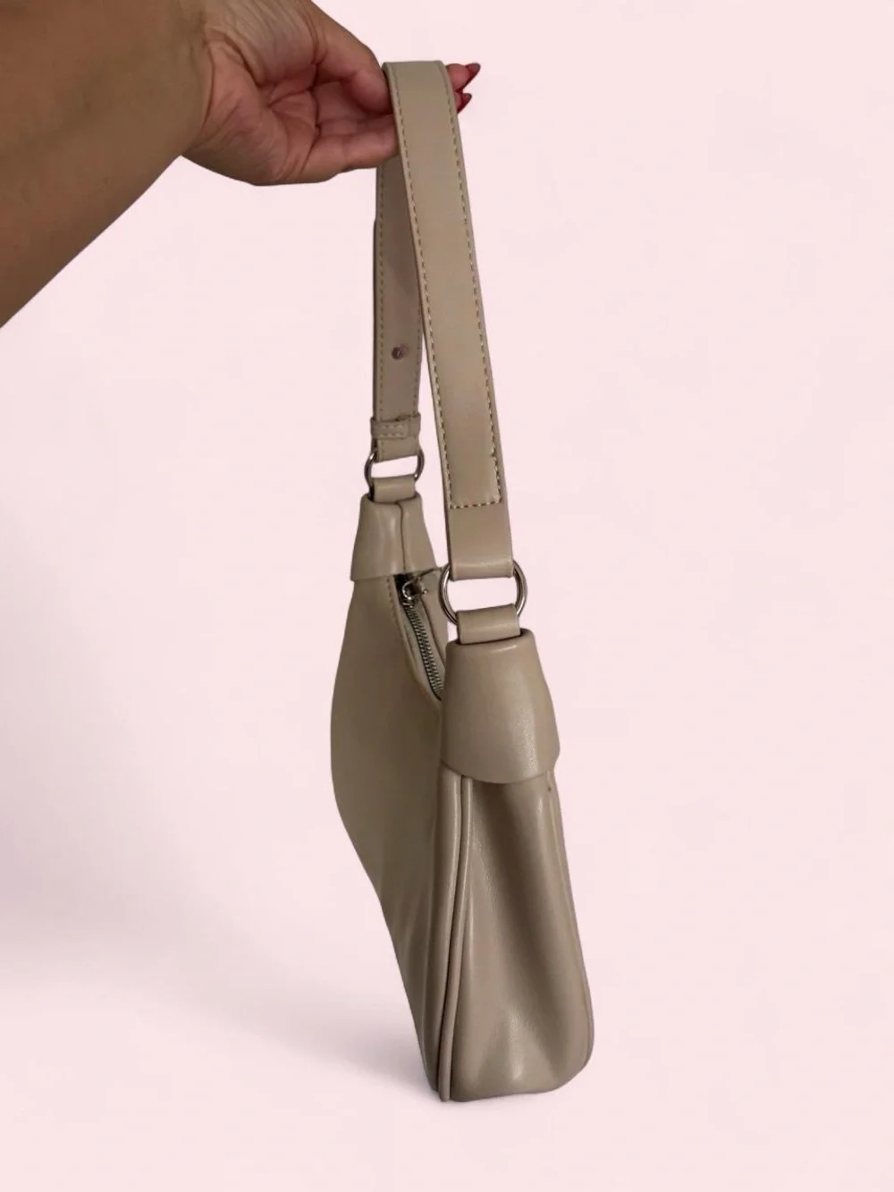 Minimalist Taupe Shoulder Bag - Sleek Everyday Hobo